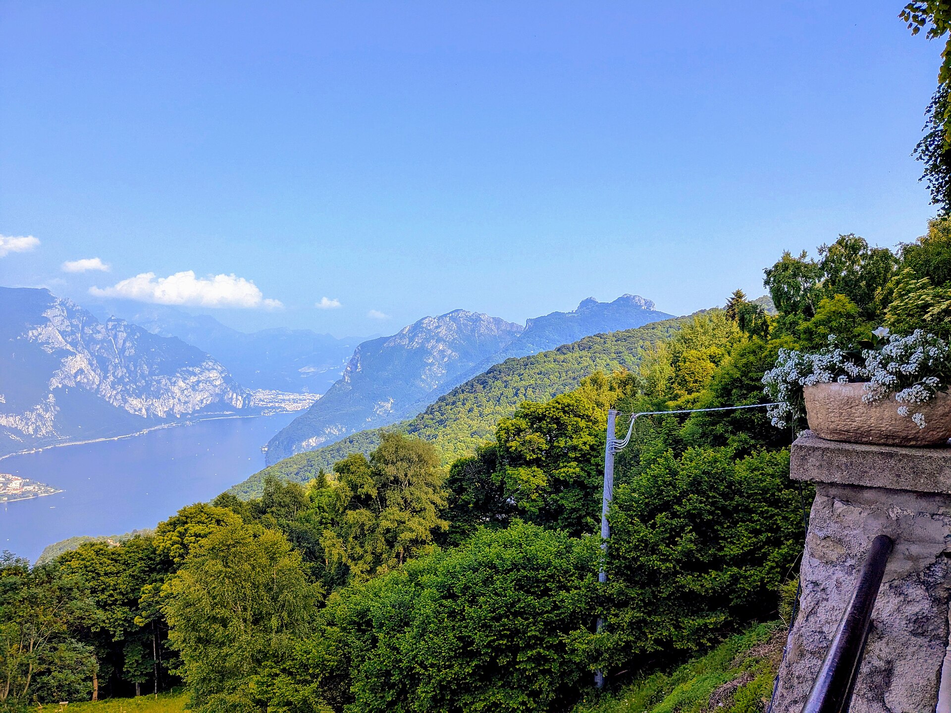 Panorama della costa di Cresto