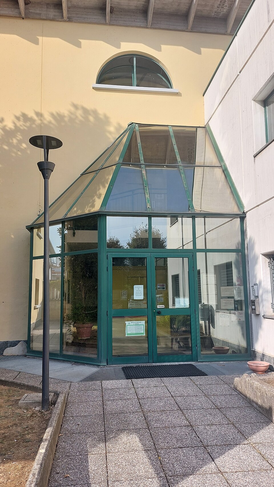 La biblioteca comunale di Cirimido